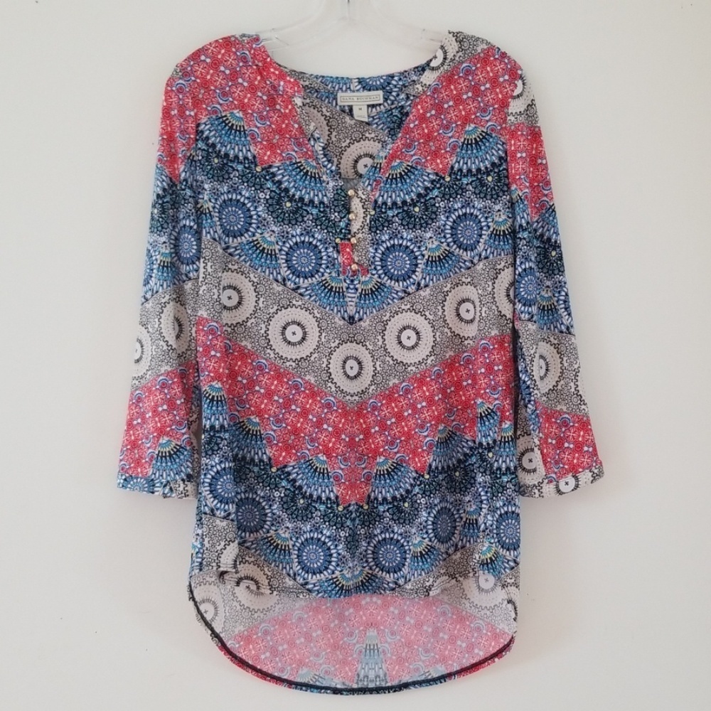 Dana Buchman longsleeve v-neck high-low top